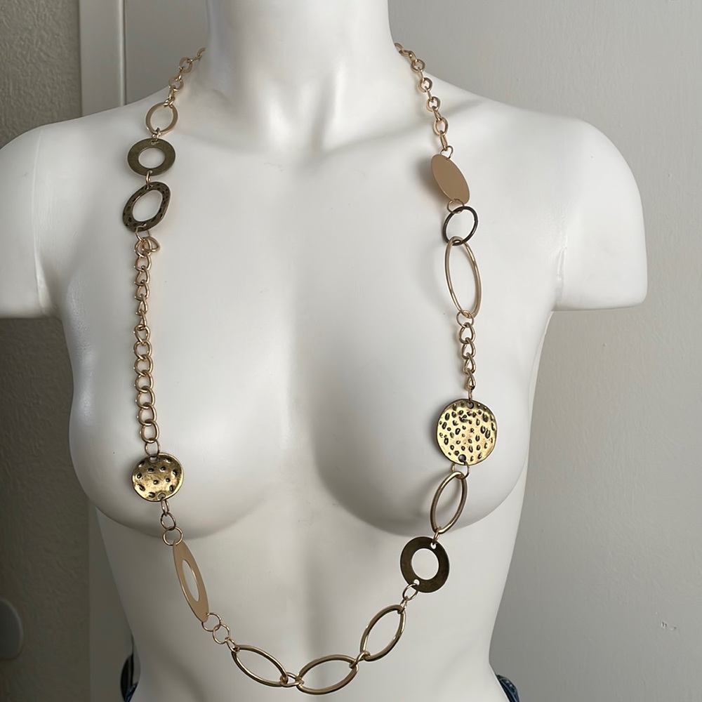 Large necklace